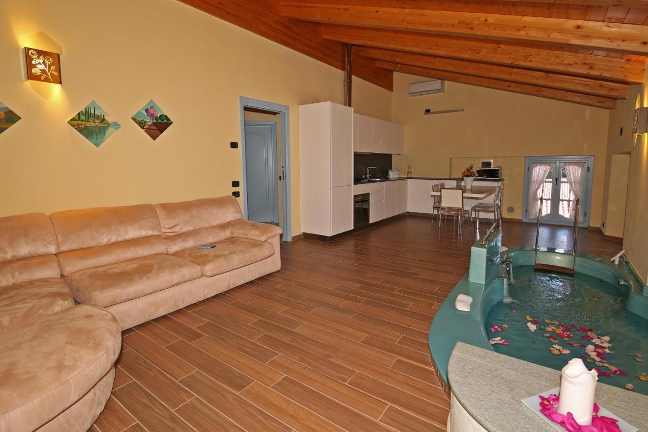 אפרטהוטל לצנו Palazzo Del Vicere מראה חיצוני תמונה