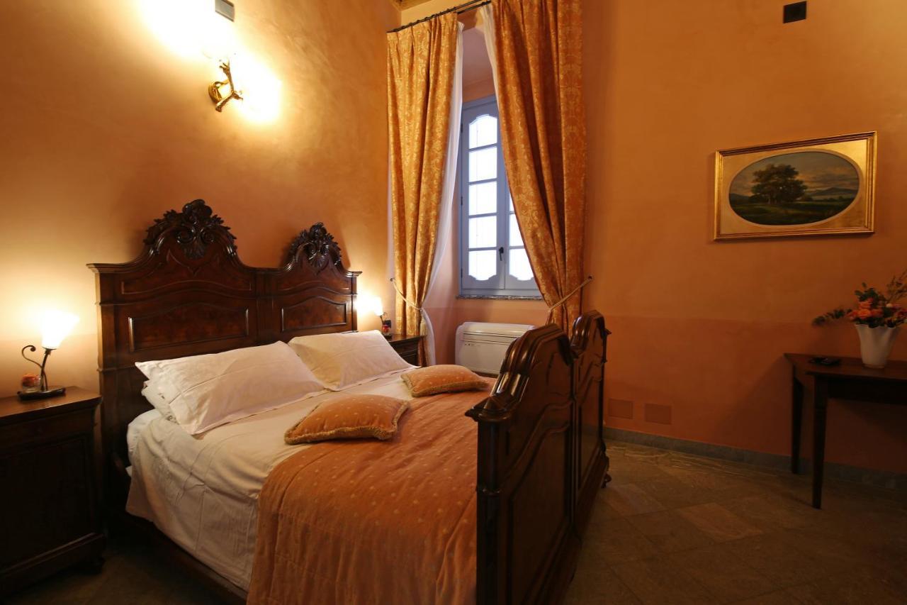 אפרטהוטל לצנו Palazzo Del Vicere מראה חיצוני תמונה